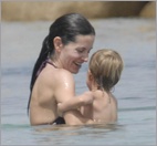 Courteney Cox Nude Pictures