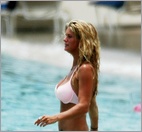 Rachel Hunter Nude Pictures