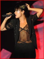 lily-allen_03.jpg - 149 KB