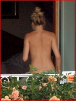 sienna-miller_09.jpg - 212 KB