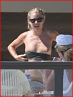 sienna-miller_15.jpg - 155 KB
