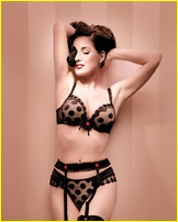 dita-von-teese_02.jpg - 100 KB