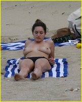 kelly-brook_07.jpg - 160 KB