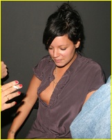 lily-allen_06.jpg - 130 KB