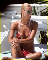 michelle-hunziker_12.jpg - 127 KB