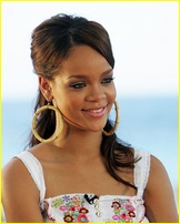 rihanna_08.jpg - 142 KB