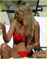 tara-reid_01.jpg - 175 KB