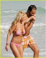 tara-reid_06.jpg - 138 KB