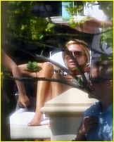 victoria-beckham_08.jpg - 144 KB