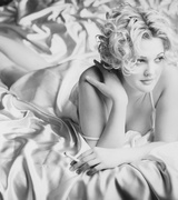 Drew Barrymore Nude Pictures