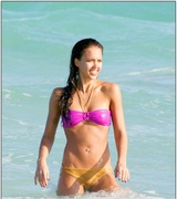 Jessica Alba Nude Pictures