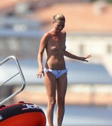 Kate Moss Nude Pictures