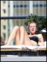 Brooklyn Decker Nude Pictures