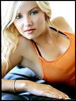 Elisha Cuthbert Nude Pictures