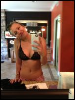  Kaley Cuoco Nude Pictures