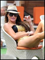 Lizzie Cundy Nude Pictures
