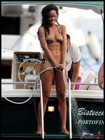 Rihanna Nude Pictures