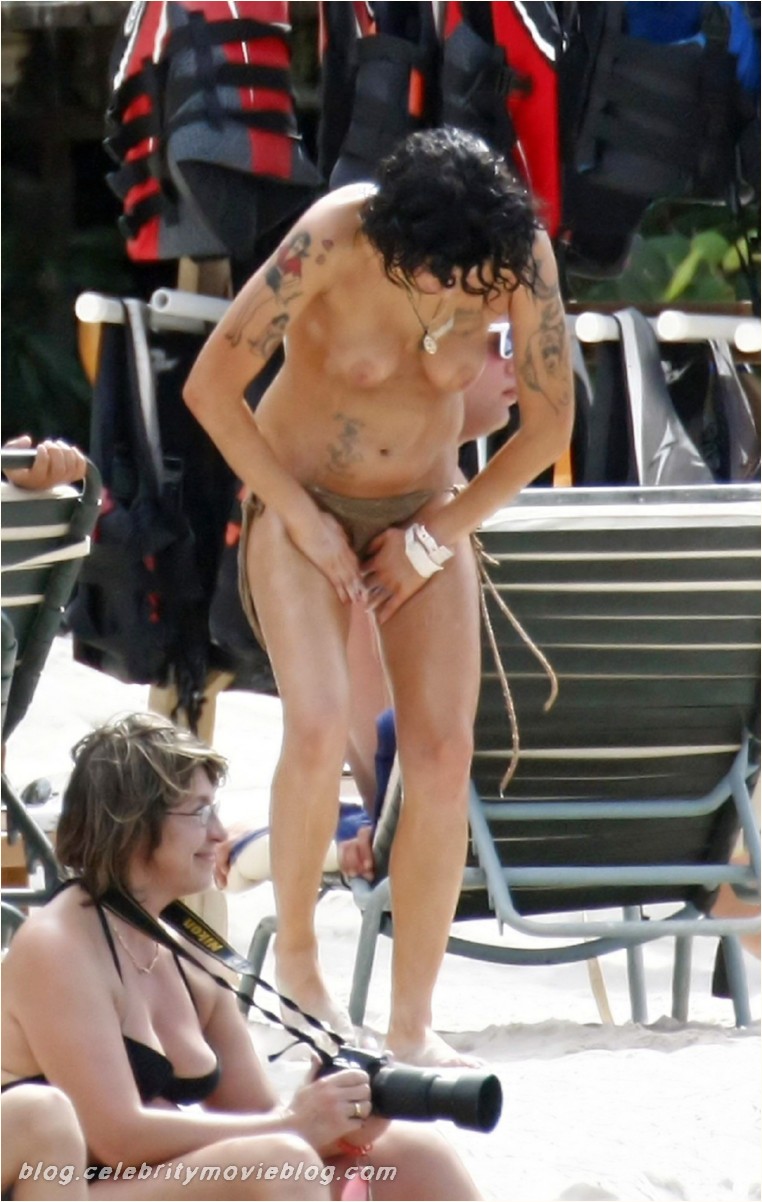 Naked Pics Of Amy Winehouse Xxx Photos