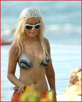 christina-aguilera_16.jpg - 132 KB