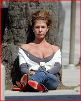 nikki-cox_12.jpg - 242 KB