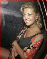 tara-reid_13.jpg - 182 KB