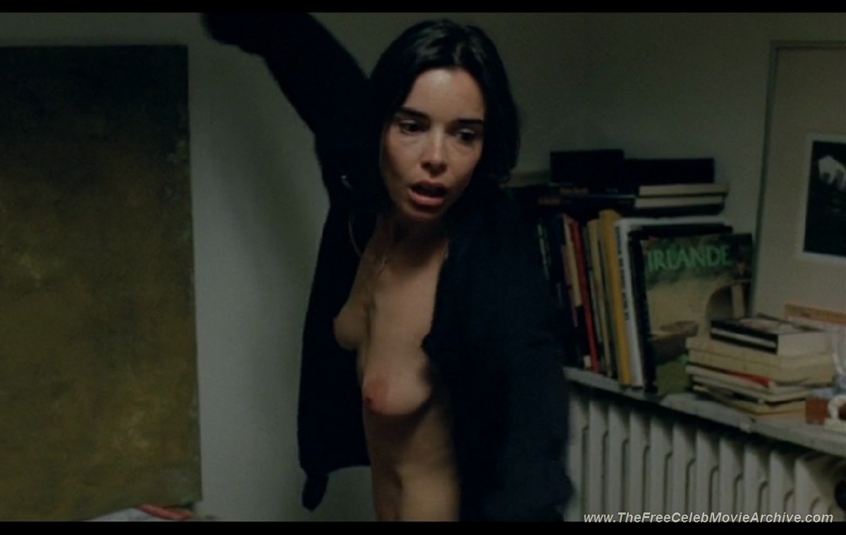 Actress Elodie Bouchez paparazzi topless shots and nude movie scenes.