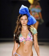 Candice Swanepoel Nude Pictures