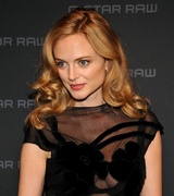 Heather Graham Nude Pictures