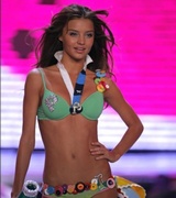 Miranda Kerr Nude Pictures