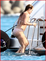Jennifer Lopez Nude Pictures
