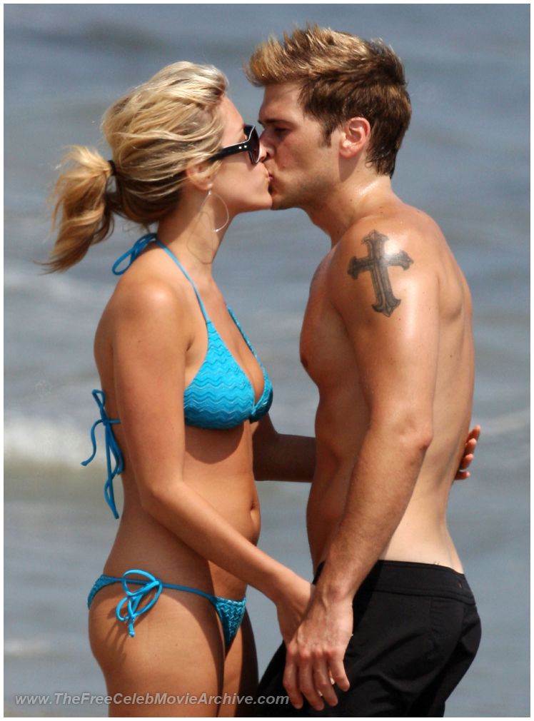 Kristin Cavallari Shares Nude Photo While on Vacation With Husband Jay Cutl...