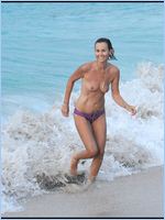 Laeticia Hallyday Nude Pictures