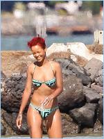Rihanna  Nude Pictures
